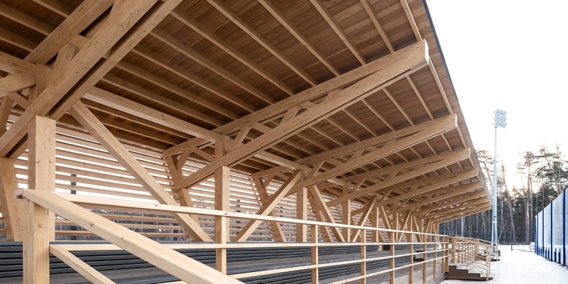 Построенные объекты Спортивный комплекс из клееного бруса в парке Малевича Барвиха Holz House 19